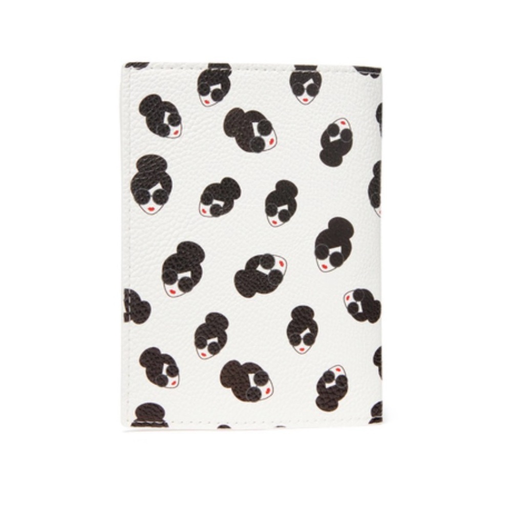 NIB Alice & Olivia Fabfitfun Passport Holder Case Stace Face By Stacey Bendet